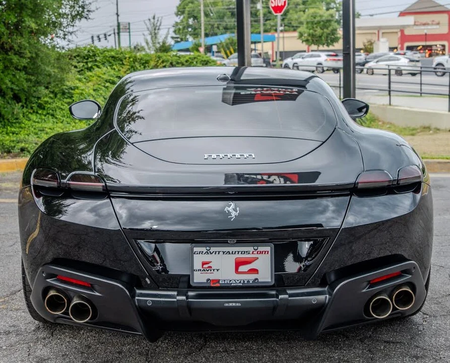 2022 Ferrari Roma - Image 24 of 30