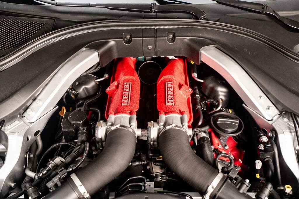 2022 Ferrari Roma - Image 10 of 31