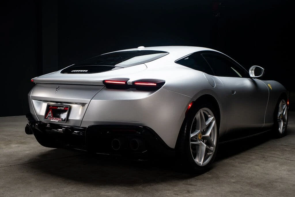 2022 Ferrari Roma - Image 25 of 31