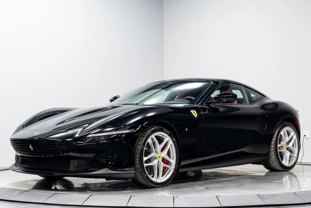 2022 Ferrari Roma - Image 2 of 31