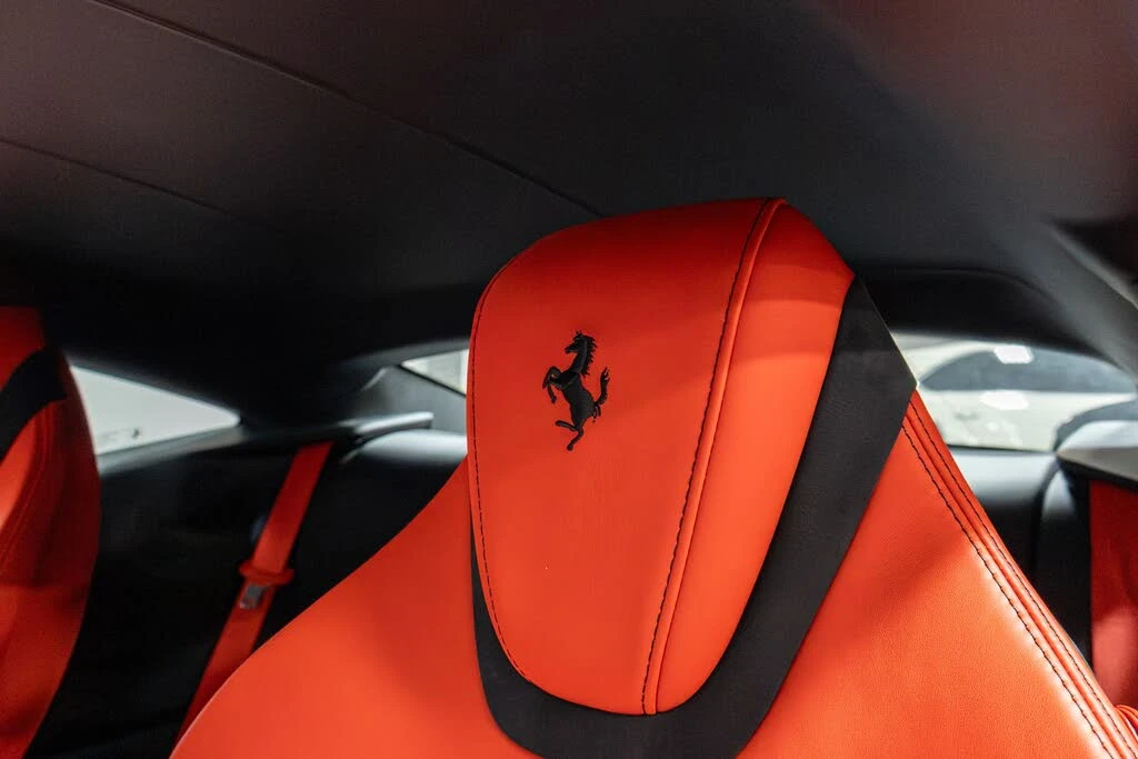 2022 Ferrari Roma - Image 9 of 31