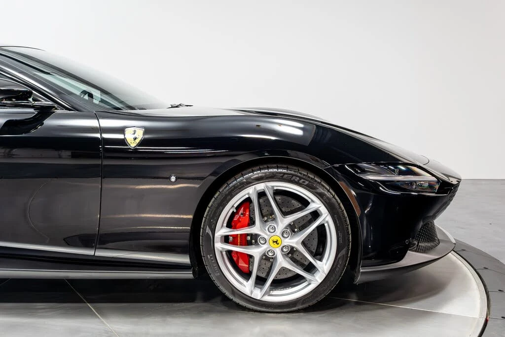 2022 Ferrari Roma - Image 23 of 31