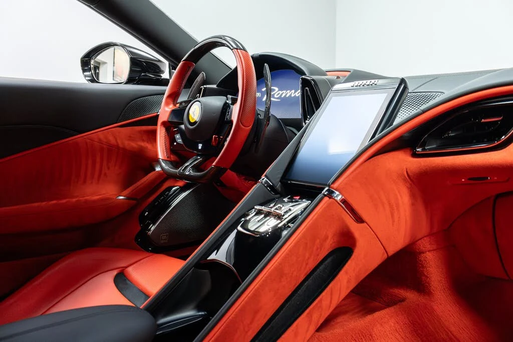 2022 Ferrari Roma - Image 29 of 31