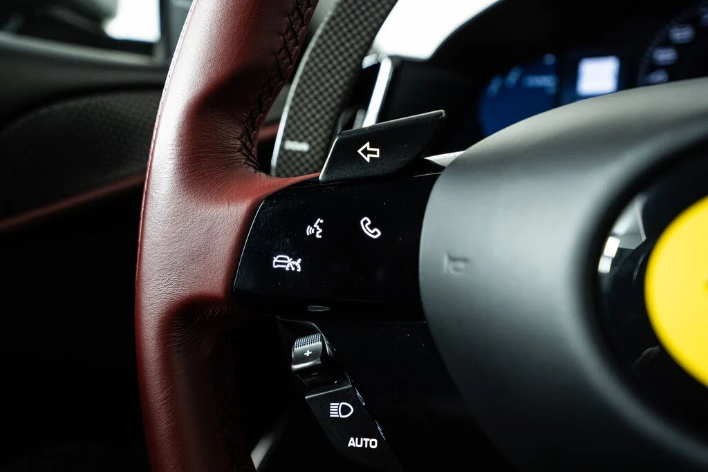 2022 Ferrari Roma - Image 30 of 31