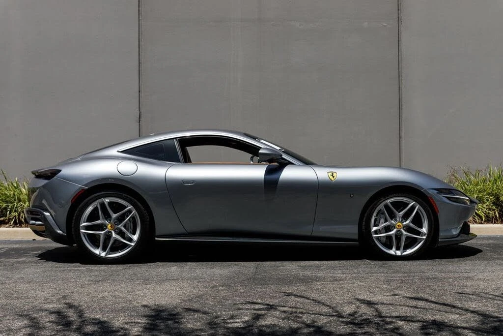 2022 Ferrari Roma - Image 6 of 31