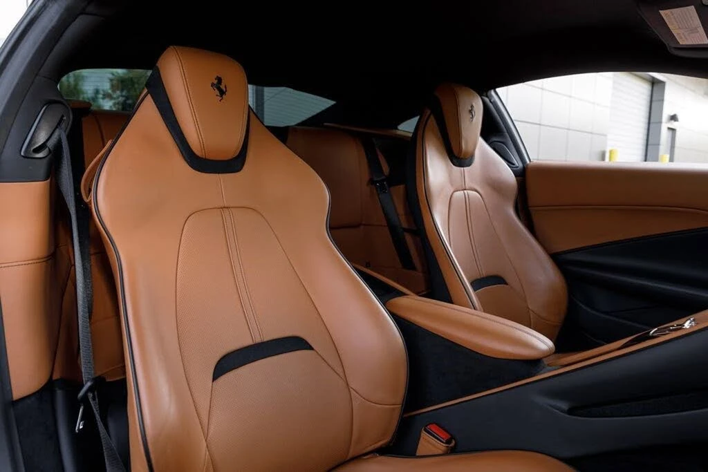 2022 Ferrari Roma - Image 13 of 31