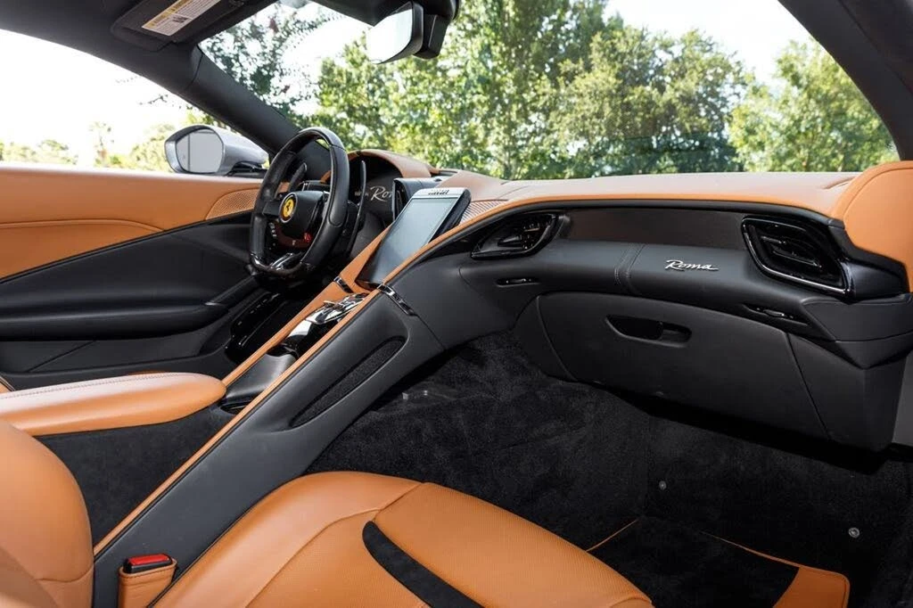 2022 Ferrari Roma - Image 15 of 31
