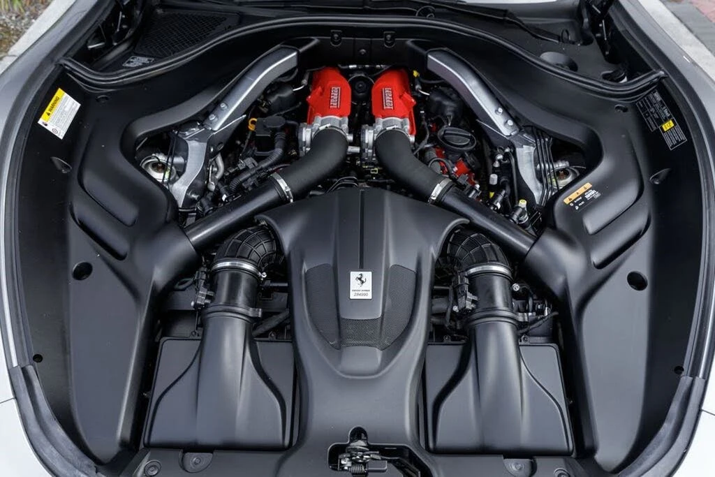 2022 Ferrari Roma - Image 12 of 31
