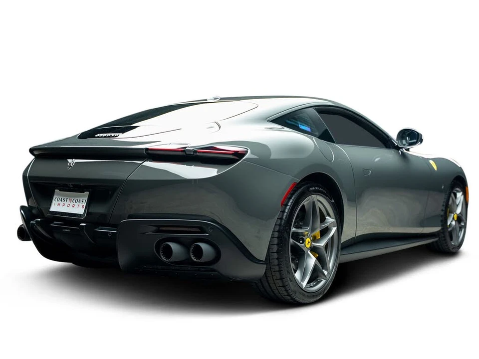 2022 Ferrari Roma - Image 18 of 31