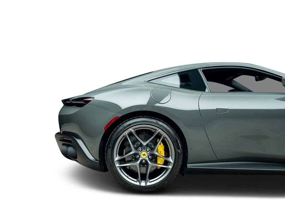 2022 Ferrari Roma - Image 29 of 31