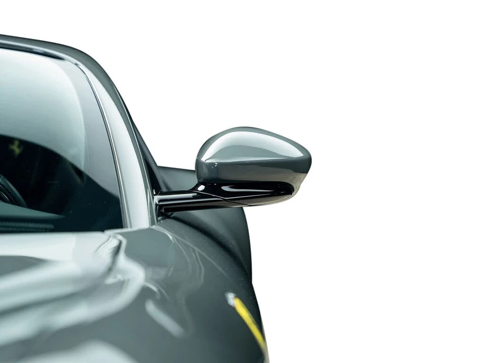 2022 Ferrari Roma - Image 8 of 31