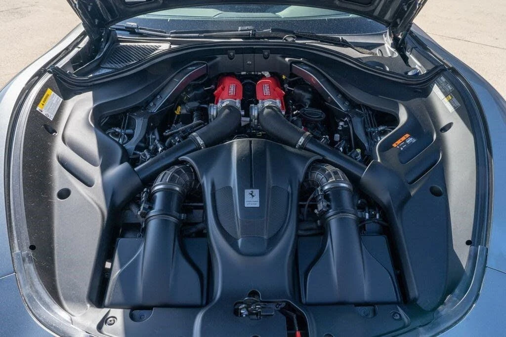 2022 Ferrari Roma - Image 25 of 31