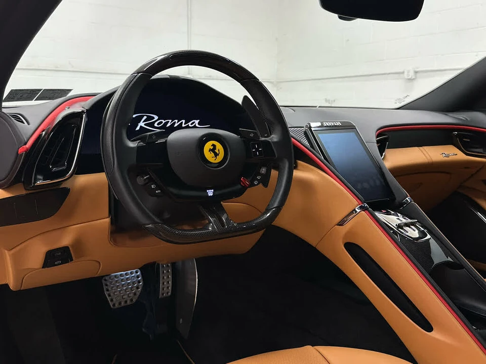 2022 Ferrari Roma - Image 10 of 31