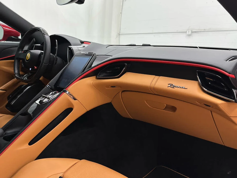 2022 Ferrari Roma - Image 15 of 31