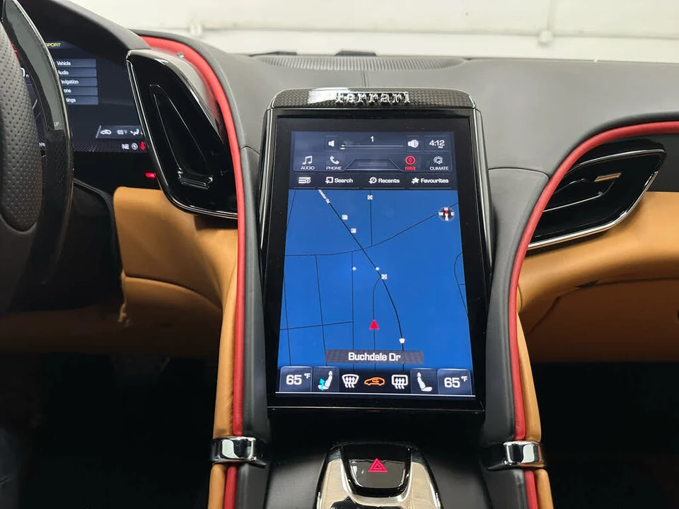 2022 Ferrari Roma - Image 28 of 31