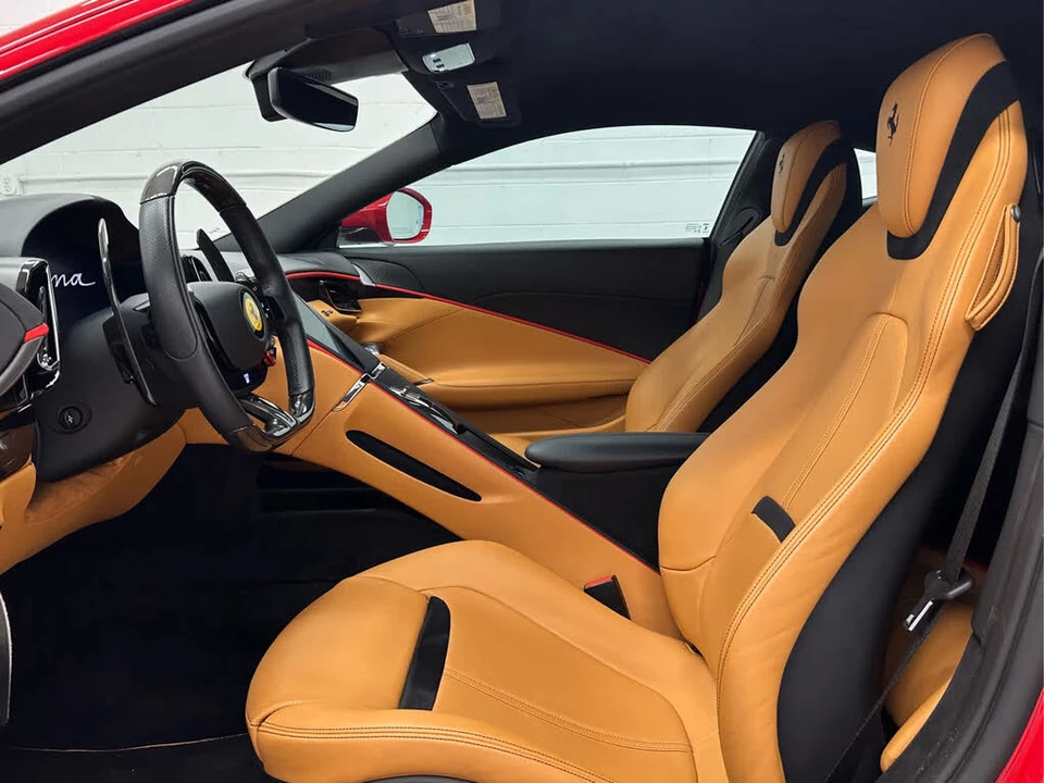 2022 Ferrari Roma - Image 11 of 31