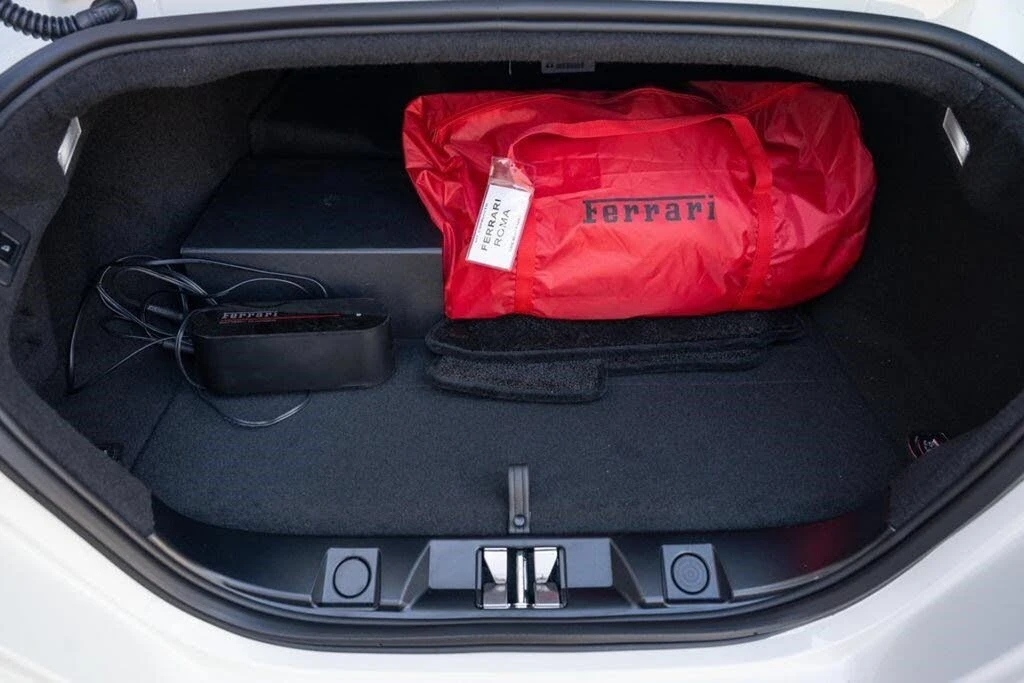 2022 Ferrari Roma - Image 22 of 31