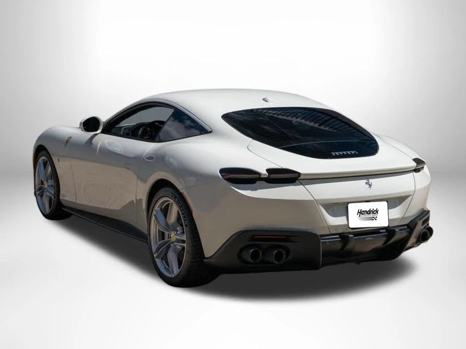 2022 Ferrari Roma - Image 3 of 31