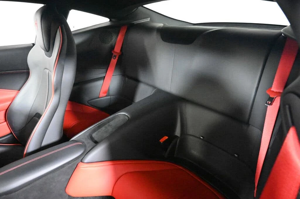 2022 Ferrari Roma - Image 20 of 31