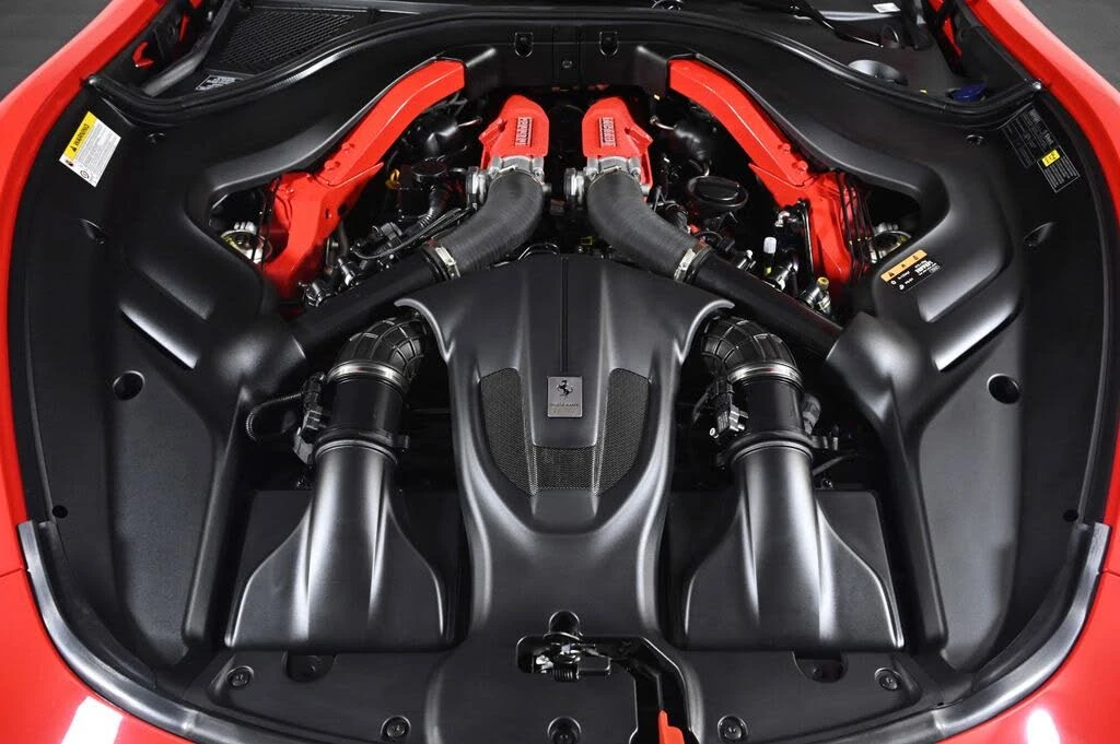 2022 Ferrari Roma - Image 5 of 31