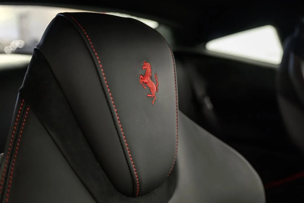 2022 Ferrari Roma - Image 29 of 31