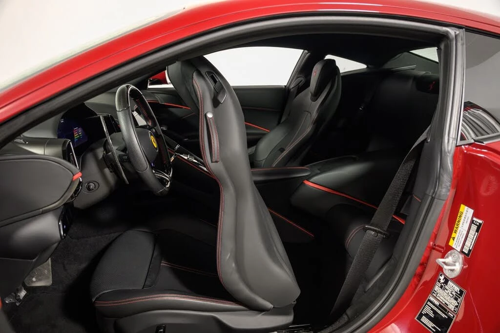 2022 Ferrari Roma - Image 21 of 31