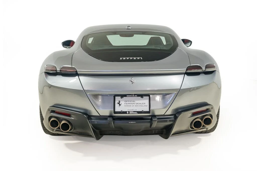 2022 Ferrari Roma - Image 8 of 31