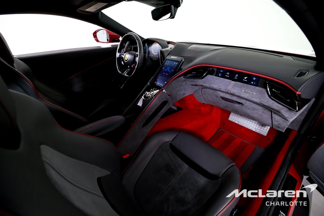 2022 Ferrari Roma - Image 20 of 31