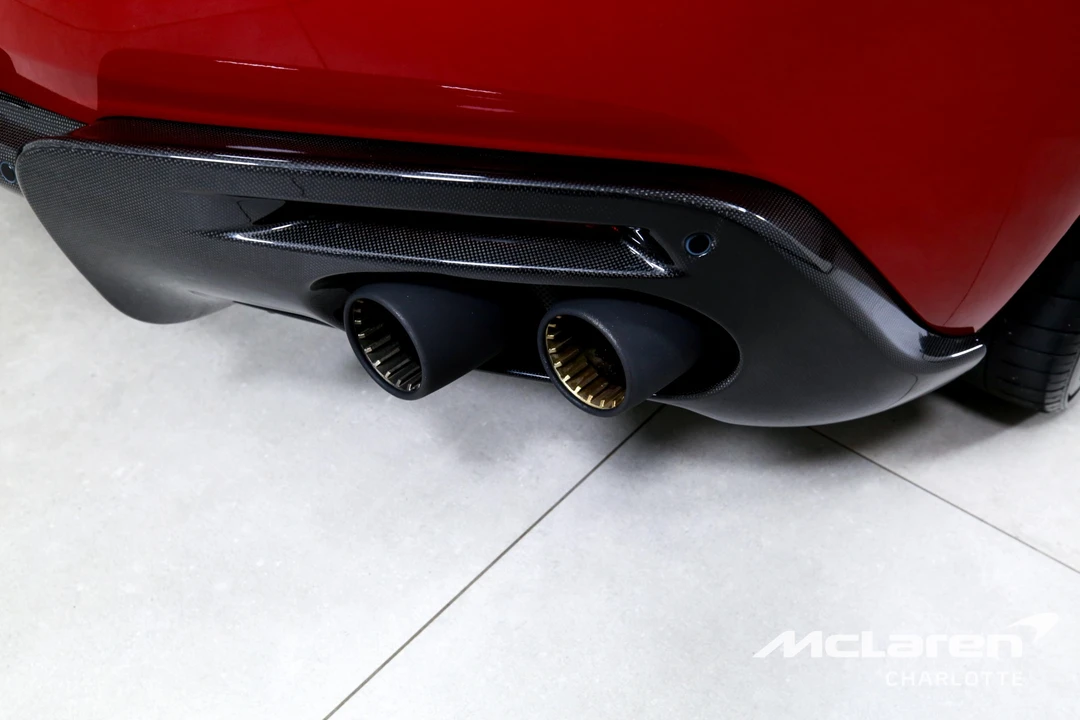 2022 Ferrari Roma - Image 30 of 31