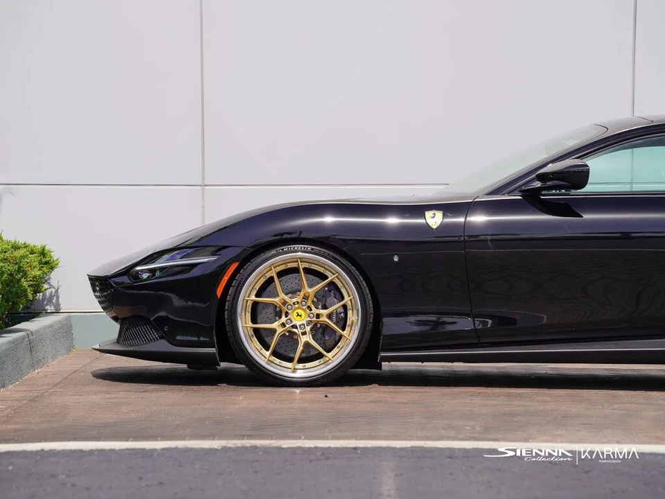 2022 Ferrari Roma - Image 5 of 31