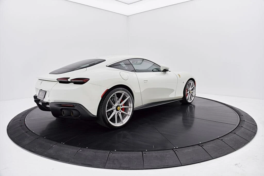 2022 Ferrari Roma - Image 15 of 31