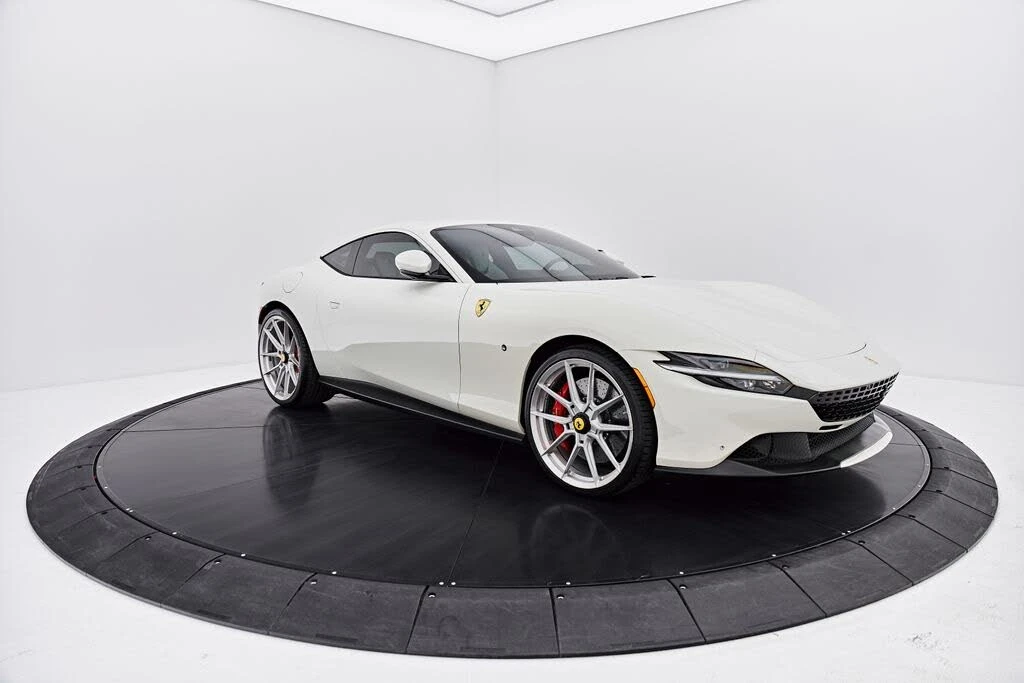 2022 Ferrari Roma - Image 17 of 31