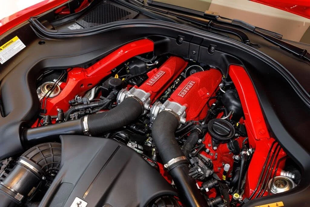 2022 Ferrari Roma - Image 11 of 31