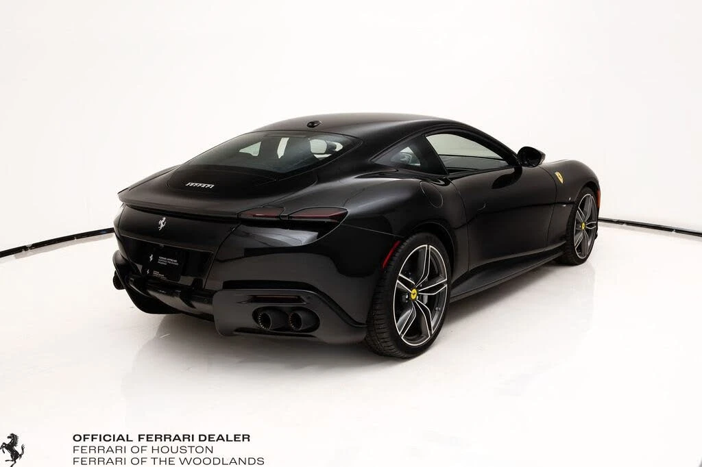 2022 Ferrari Roma - Image 7 of 31