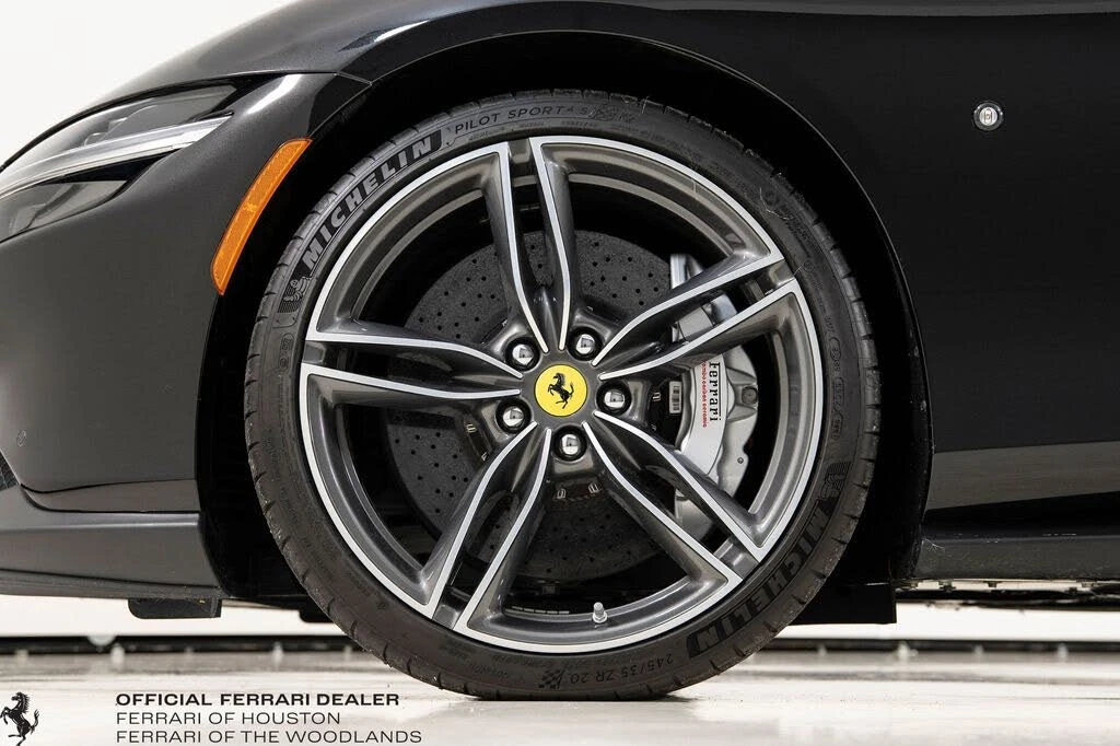 2022 Ferrari Roma - Image 19 of 31