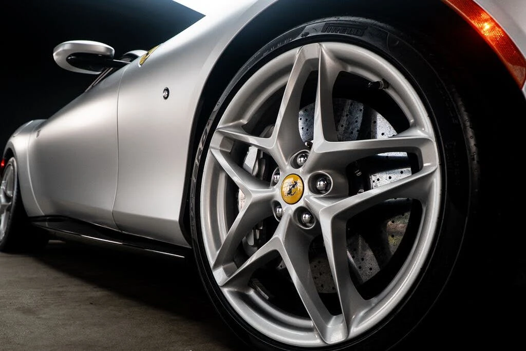 2022 Ferrari Roma - Image 18 of 31