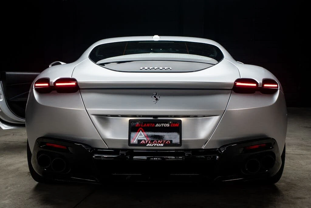 2022 Ferrari Roma - Image 26 of 31