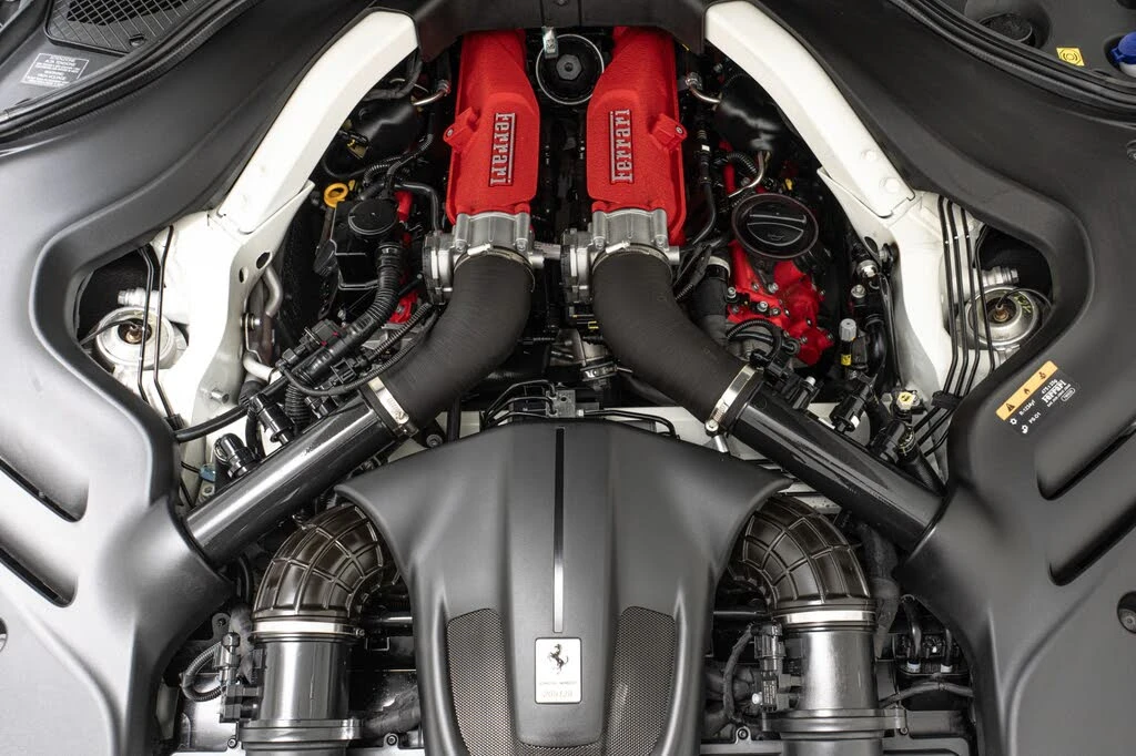 2022 Ferrari Roma - Image 12 of 31