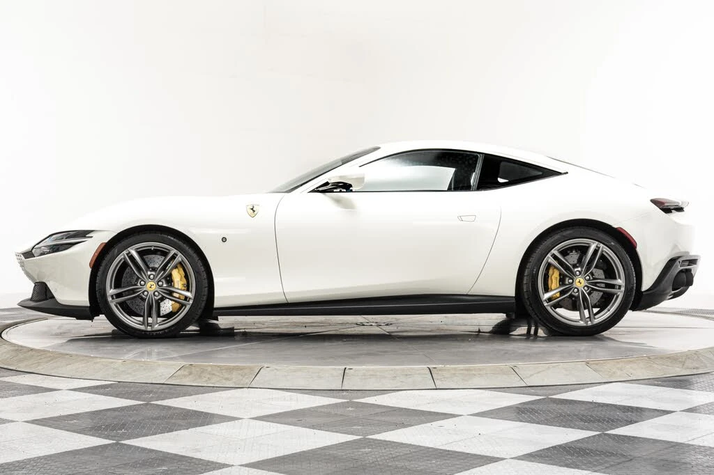 2022 Ferrari Roma - Image 6 of 31