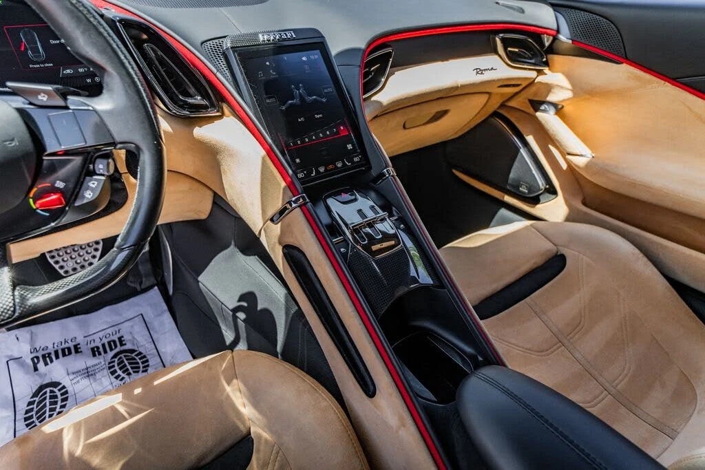 2022 Ferrari Roma - Image 31 of 31