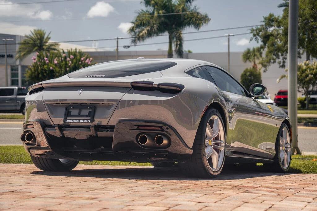 2022 Ferrari Roma - Image 7 of 31