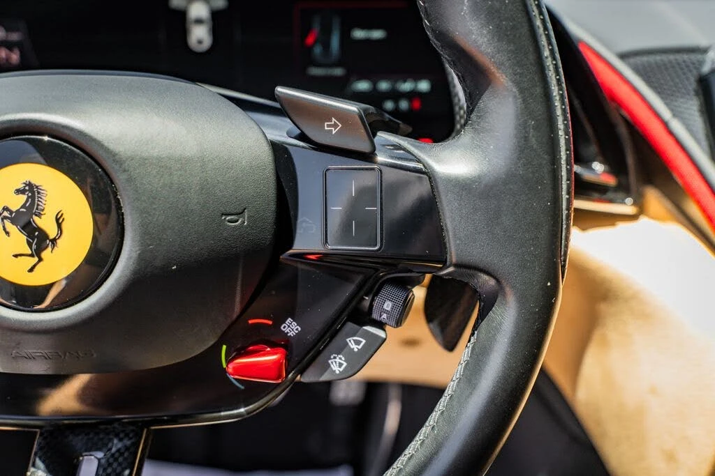 2022 Ferrari Roma - Image 29 of 31