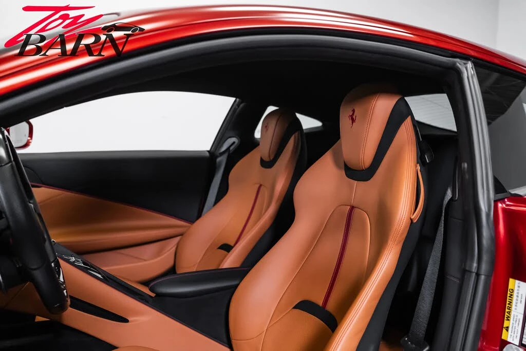 2022 Ferrari Roma - Image 24 of 31
