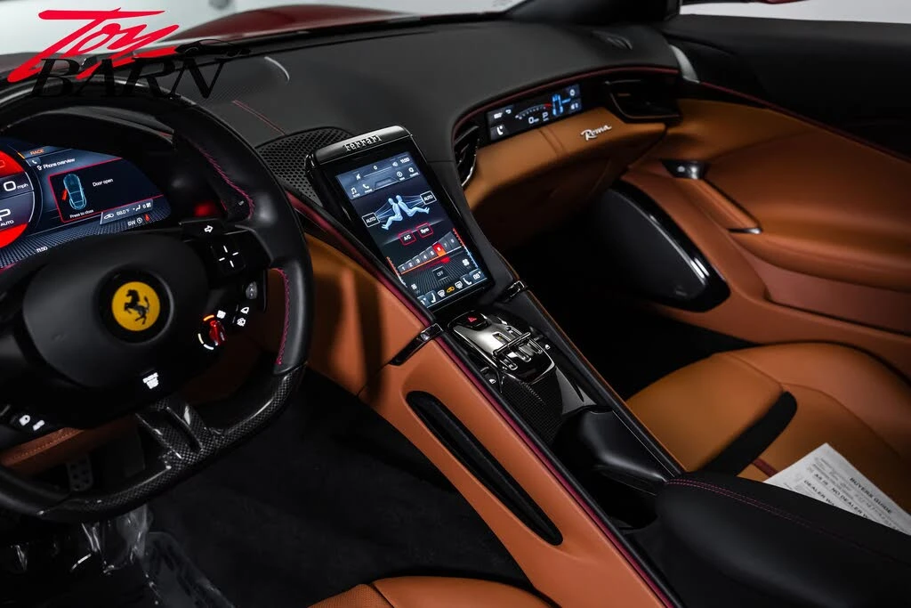 2022 Ferrari Roma - Image 28 of 31