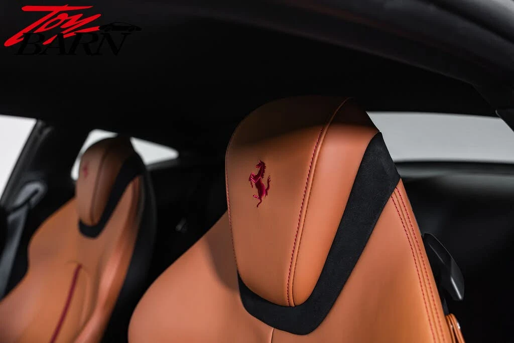 2022 Ferrari Roma - Image 25 of 31