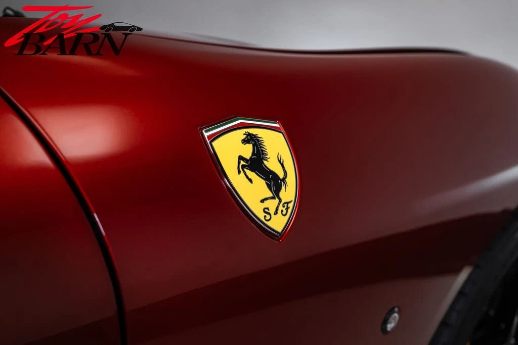 2022 Ferrari Roma - Image 13 of 31