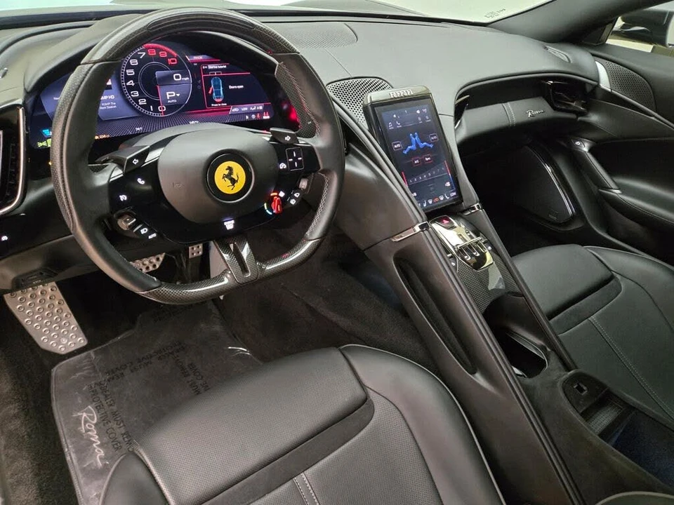 2022 Ferrari Roma - Image 22 of 31