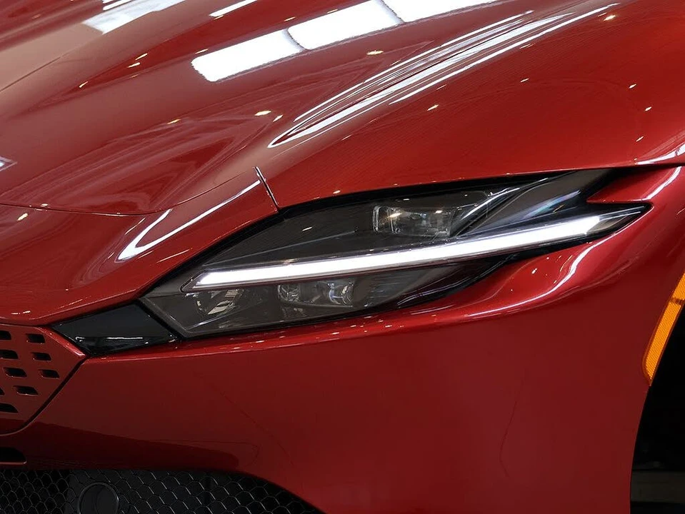 2022 Ferrari Roma - Image 15 of 31