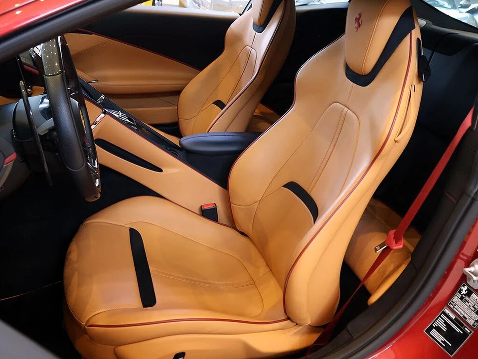 2022 Ferrari Roma - Image 5 of 31