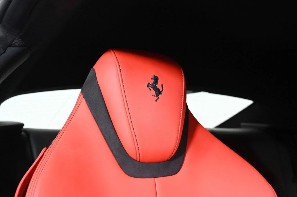 2022 Ferrari Roma - Image 20 of 30